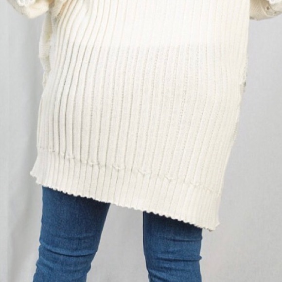 White Long Sleeve Solid Knit Cardigan With Eyelet Detail - Picture 8 of 9